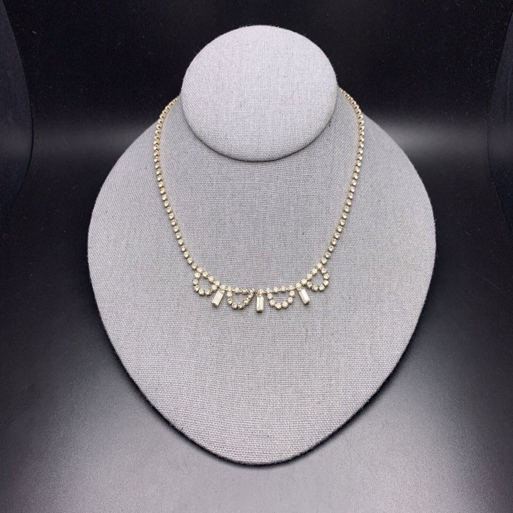 Clear Rhinestone Collar Necklace Vintage Silver Tone Baguette Dainty Evening